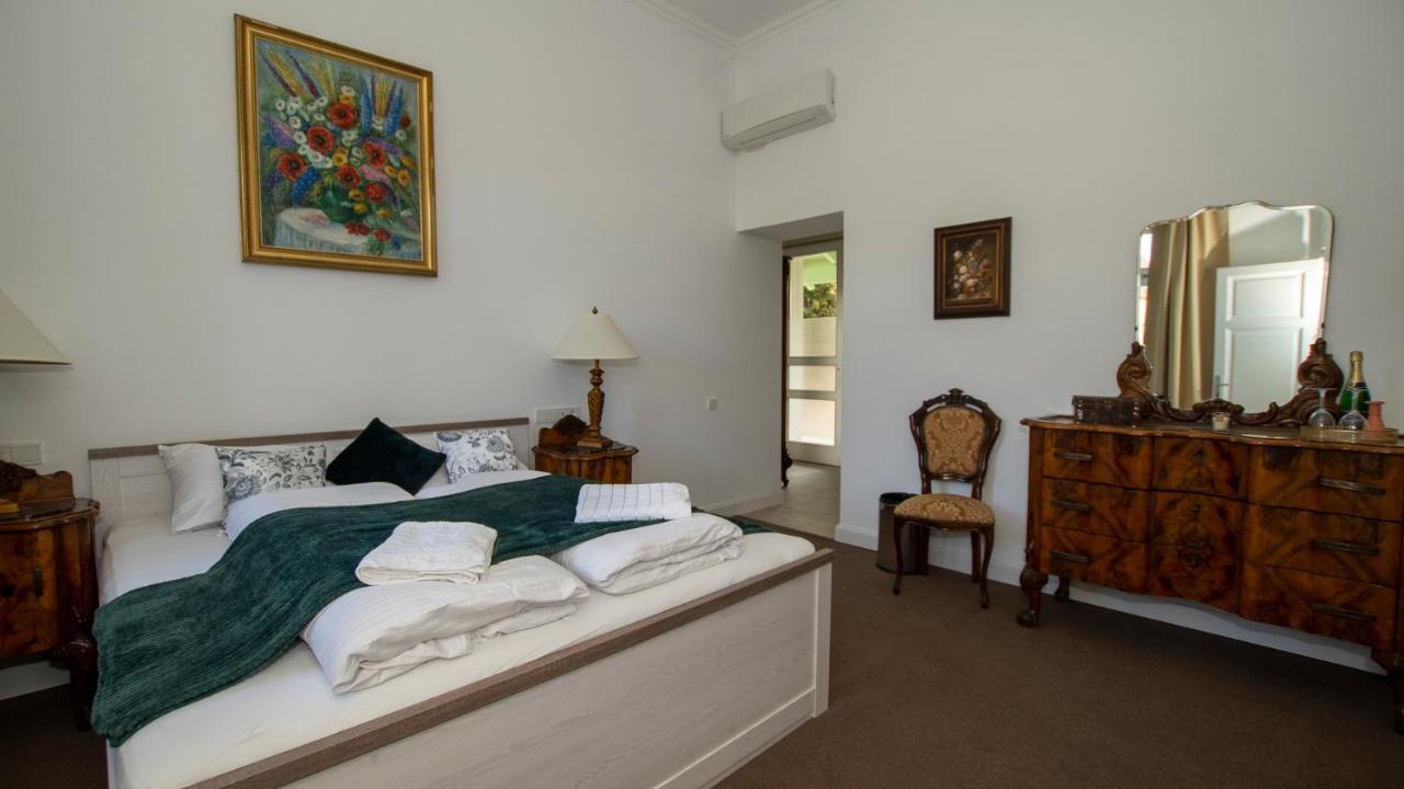 Kira Panzio Bed & Breakfast Lengyeltoti Bagian luar foto